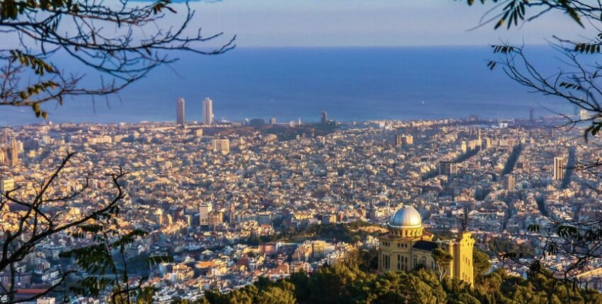 برشلونة-إل برات: استئجار طائرة خاصة 