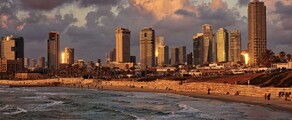 تل أبيب: استئجار طائرة خاصة