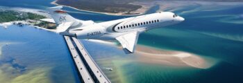 **emplacement de jet privé : Gulfstream G300 stationné piste**