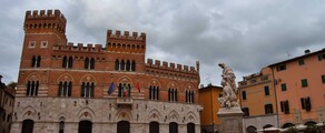 غروسيتو: استئجار طائرة خاصة 