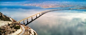 كوزاني فيليبوس: استئجار طائرة خاصة 
