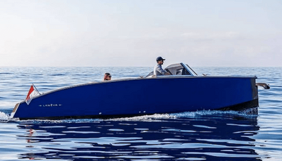 قارب لانيفا بوتس الكهربائي: طريقة جديدة للاستمتاع بموناكو دون تلويث!