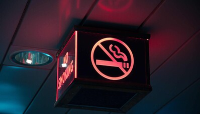 هل يمكنك التدخين على متن طائرة خاصة؟
