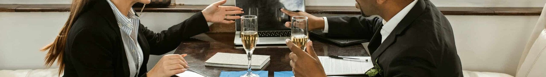 طيران رجال الأعمال: 10 أسباب وجيهة لاختياره
